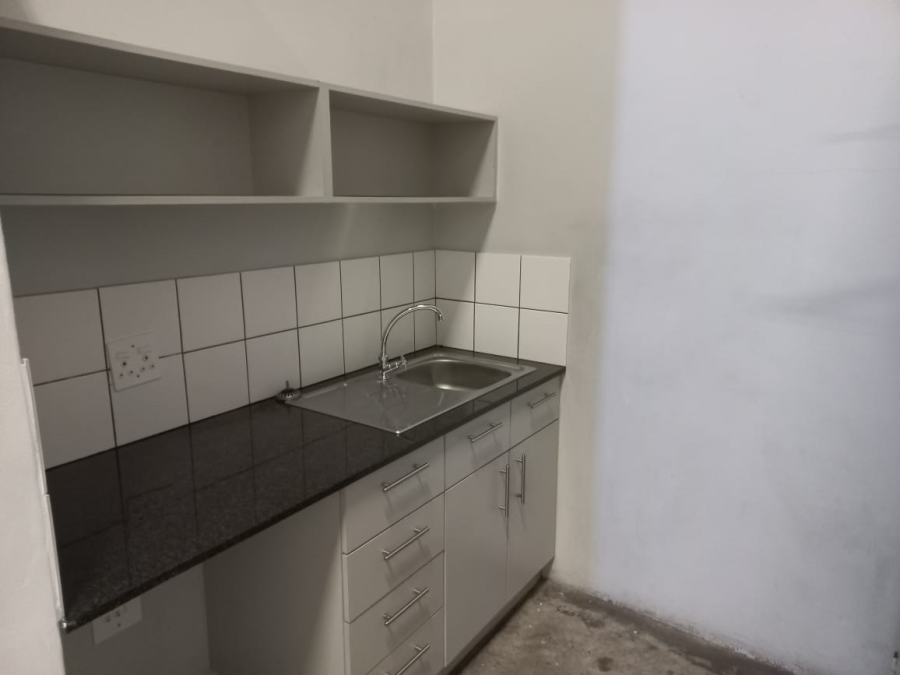 To Let commercial Property for Rent in Maitland Western Cape